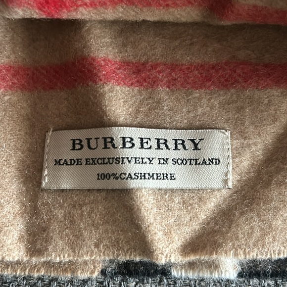 Burberry Cashmere Infinity Scarf - Picture 2 of 3